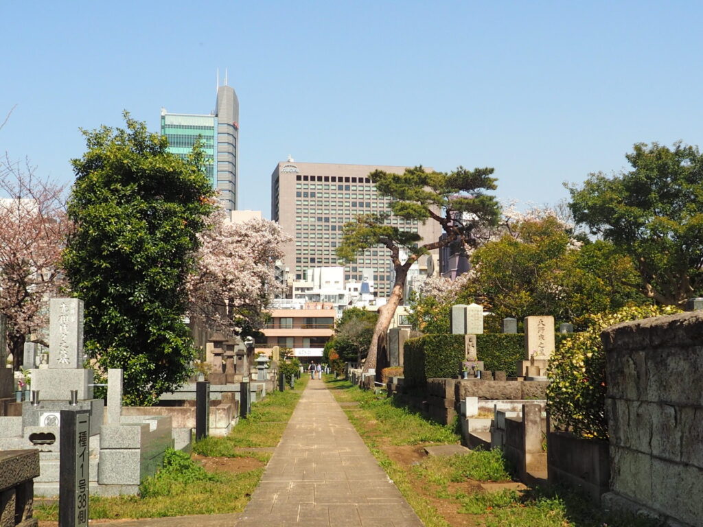 ふるくからある墓地のお墓